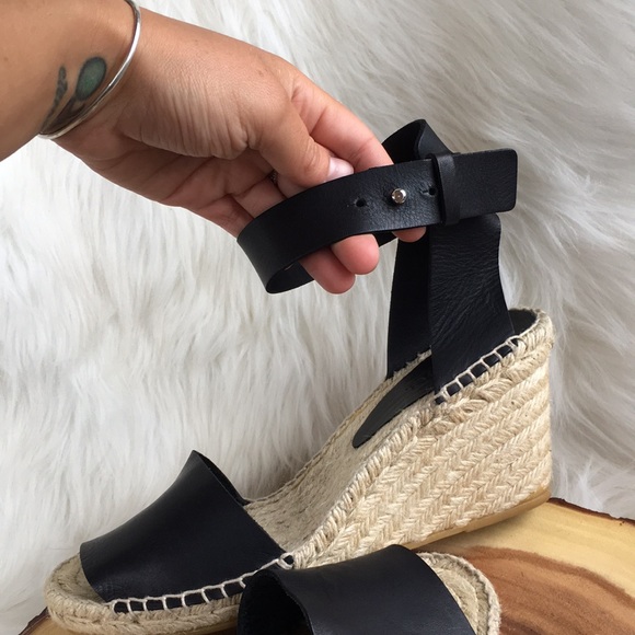 Vince leather ankle strap wedge espadrille sandals - Picture 5 of 8
